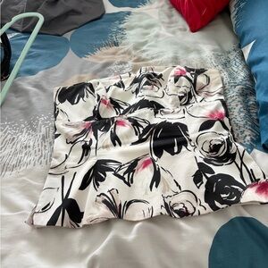 White House Black Market Black and Pink Floral Mini Skirt